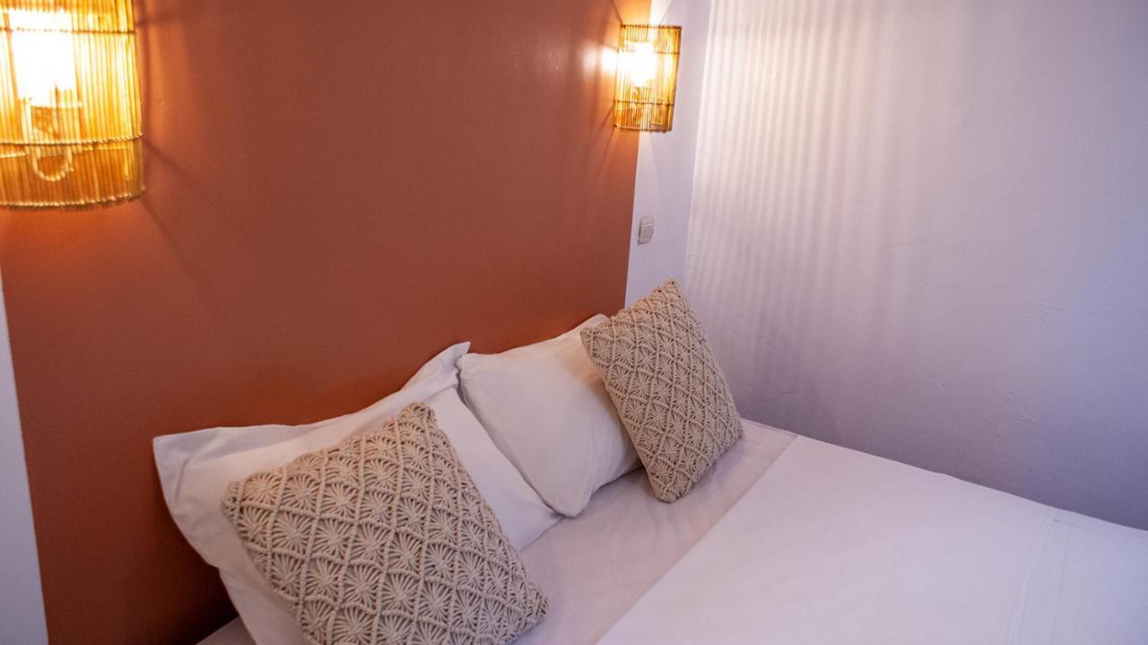 Logis Hotel & Restaurant Du Parc Gémenos Eksteriør bilde